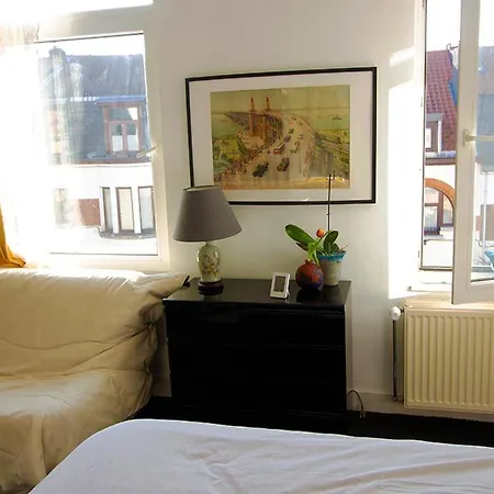 Handy Close To Zaventem Airport Bruxelas